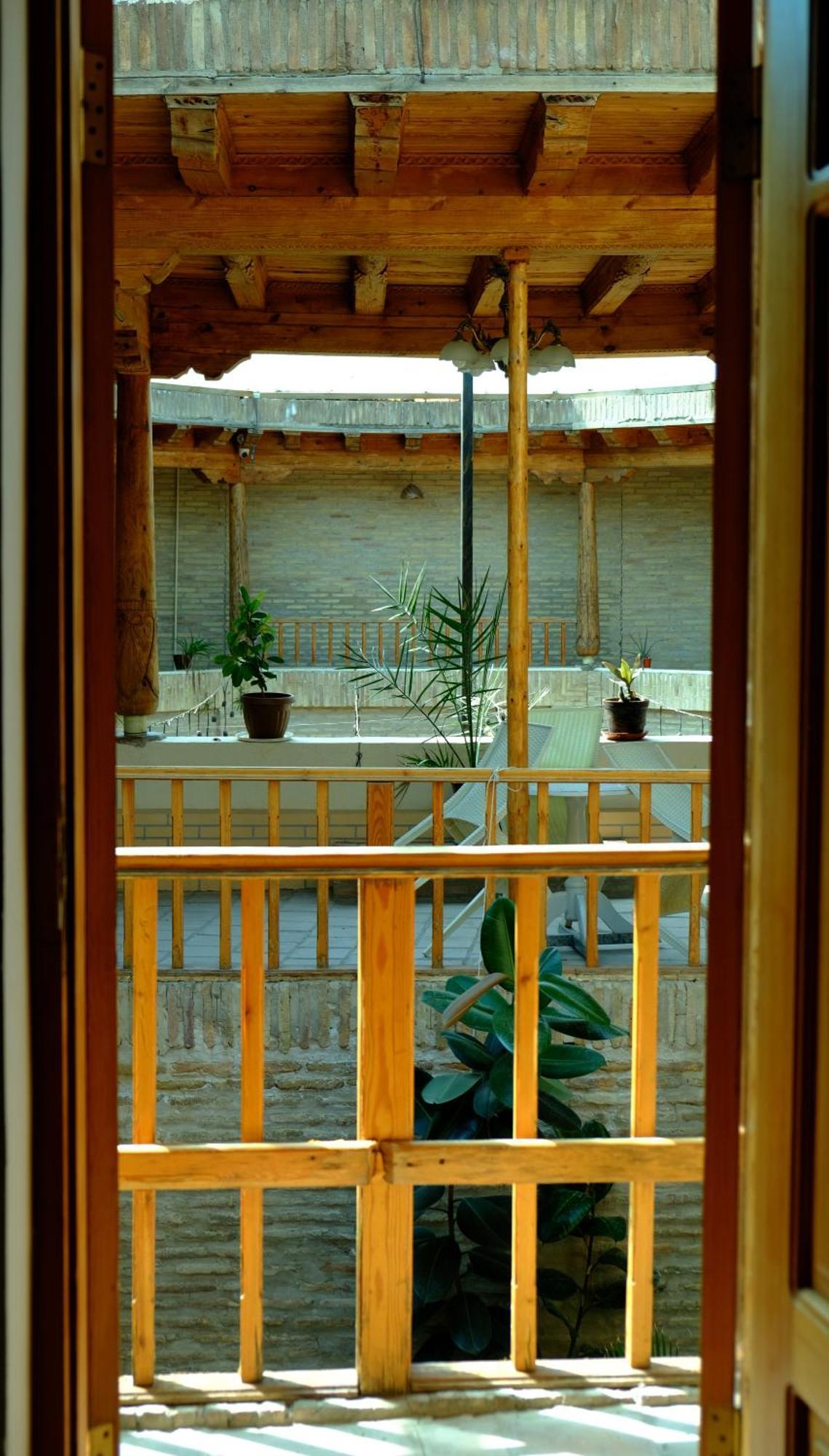 فندق Aist Caravan Boutique Sarai بخارى المظهر الخارجي الصورة
